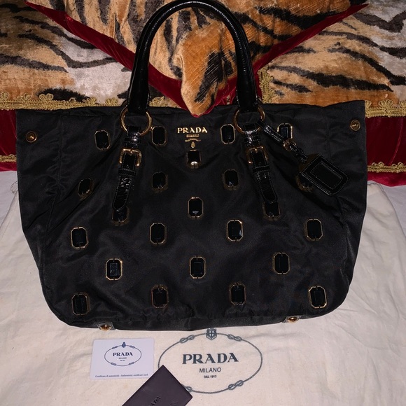 Sold Prada XL jewelry bag authenticated - Picture 13 of 16
